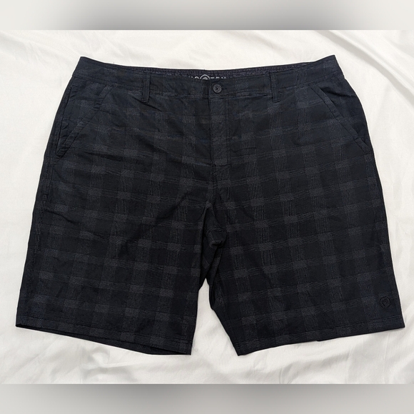 Pair of 2 HangTen Men's XXL Size 42 Gray and Black Zip-Up Hybrid Chino Shorts - Picture 4 of 15